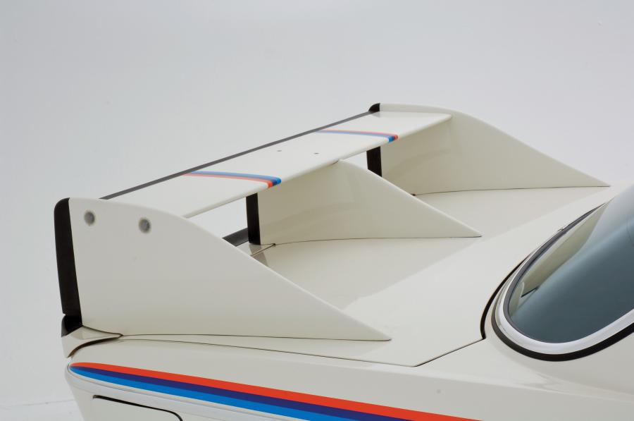  BMW 3.0 CSL Batmobile 1974 года  (фото 7 из 17)